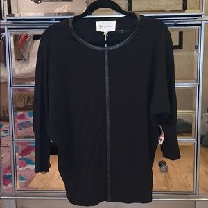 Turo by Vince Camuto Black shirt